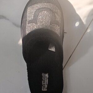Slippers for night